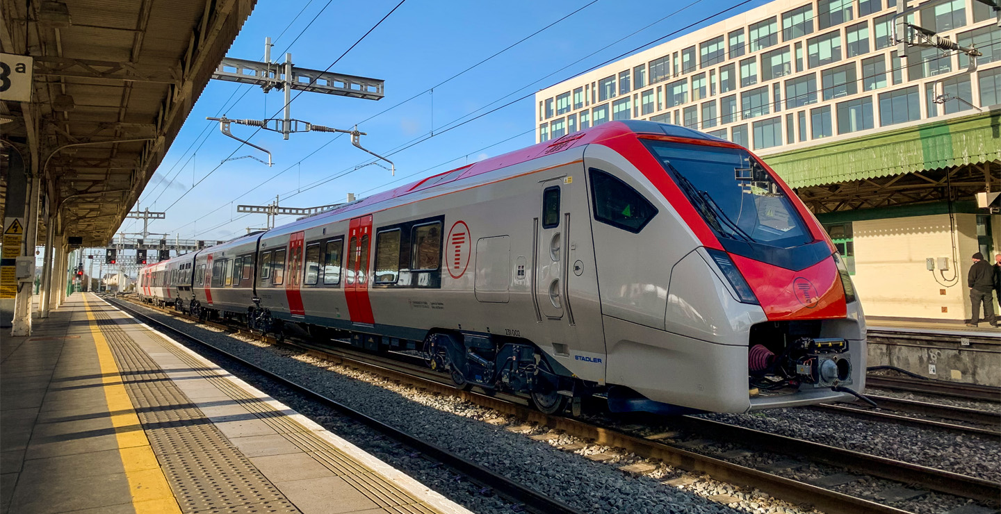 Class 231 at Cardiff Central