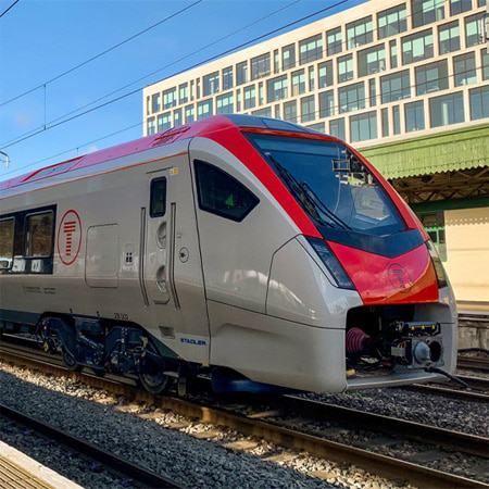 Class 231 train at Cardiff Central